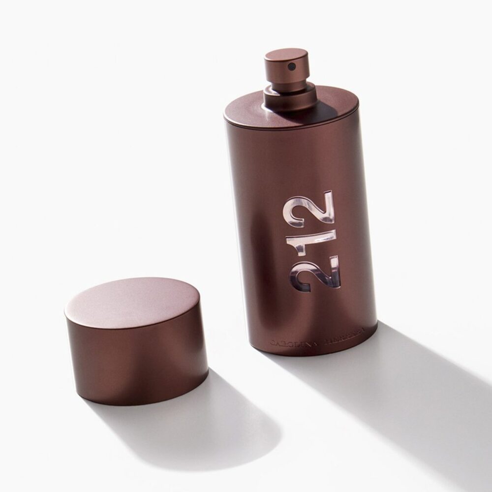 Carolina Herrera 212 Sexy Men Eau de Toilette - 100ml - Image 4